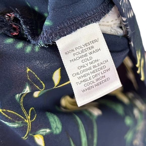 NWOT LOFT Women's Navy Blur Floral Long Sleeve Neck Tie Blouse in Size Large - Picture 5 of 8